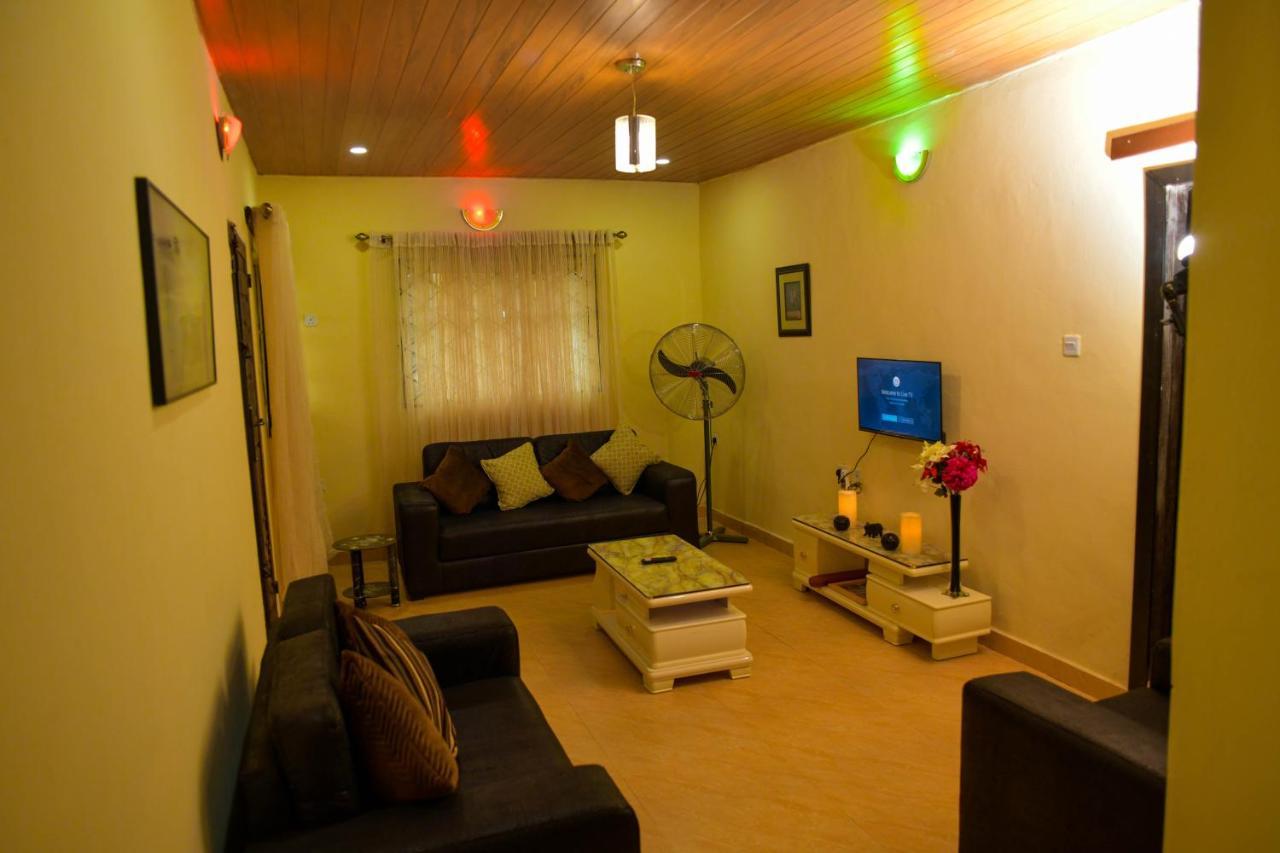 Living Green Apartments Airport Pick Up Benin City Kültér fotó