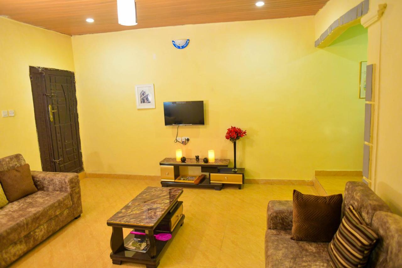 Living Green Apartments Airport Pick Up Benin City Kültér fotó